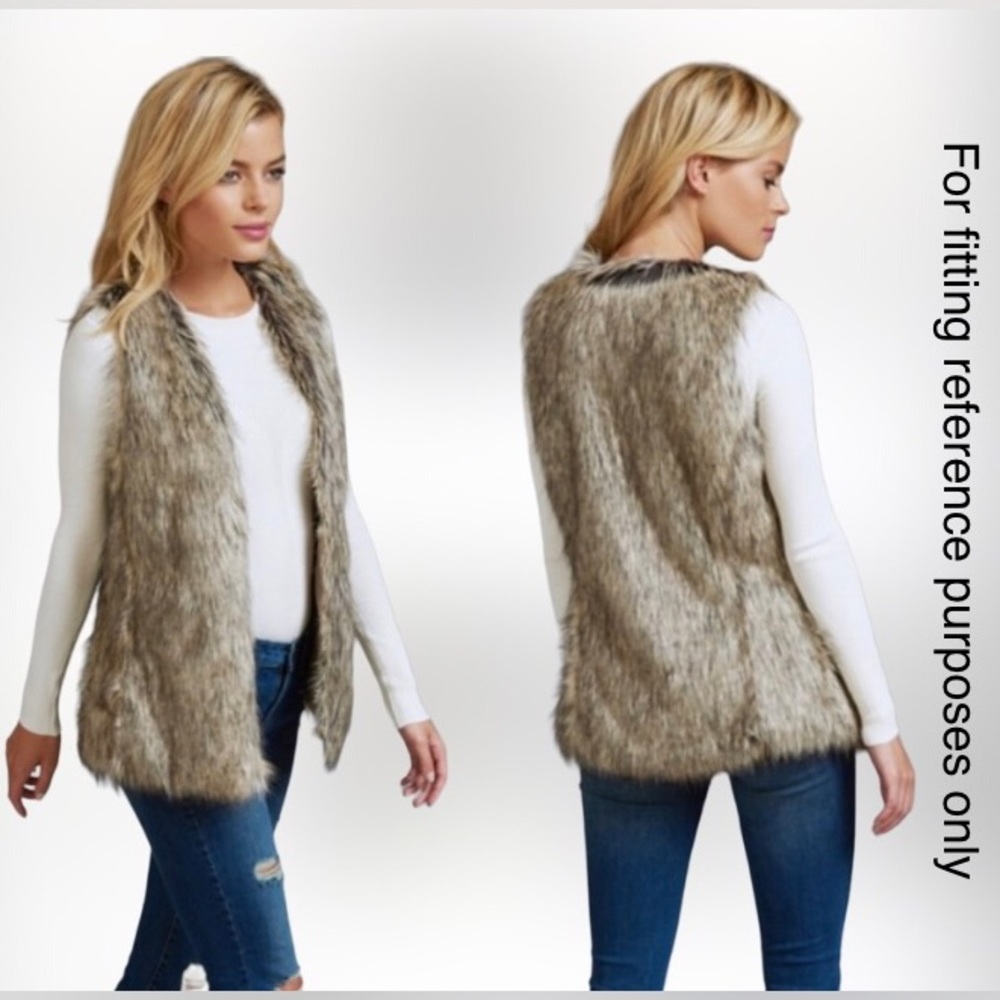 DYNAMITE Faux Fur Open Vest Sleeveless Small